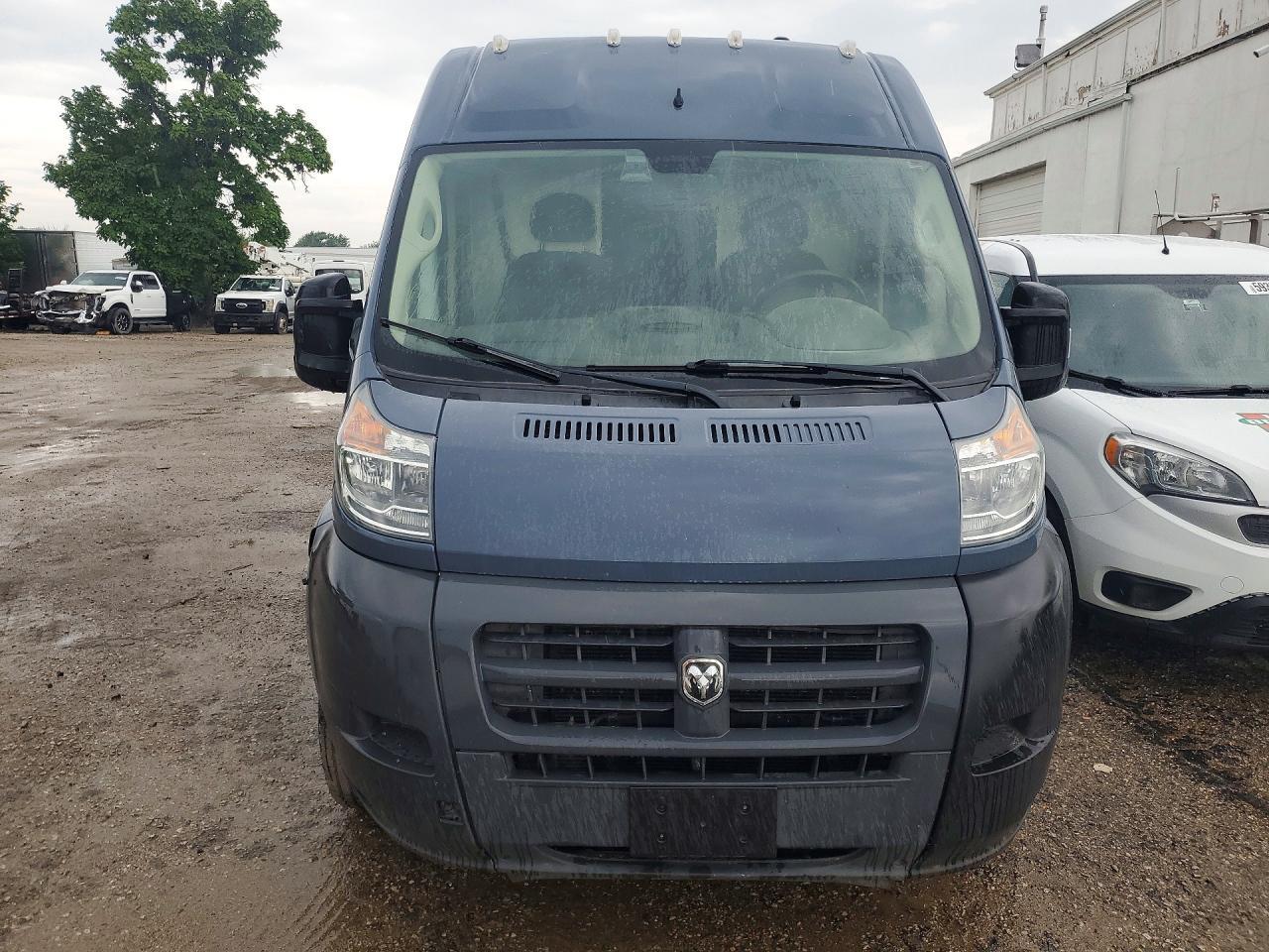 2018 Ram Promaster 2500 Delivery Van - Фото 5