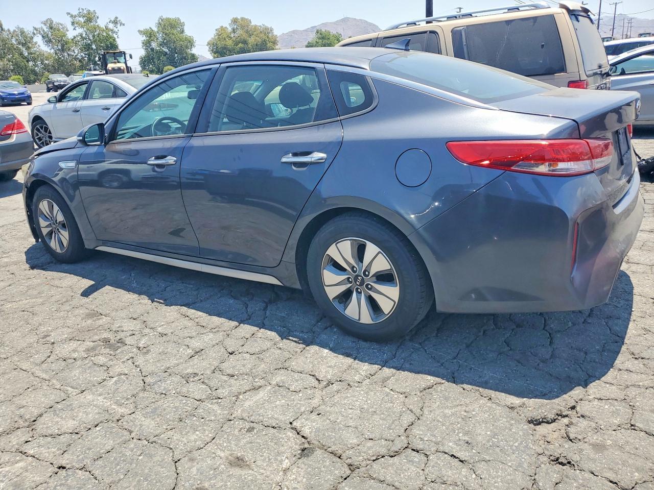 2017 Kia Optima Hybrid - Фото 2