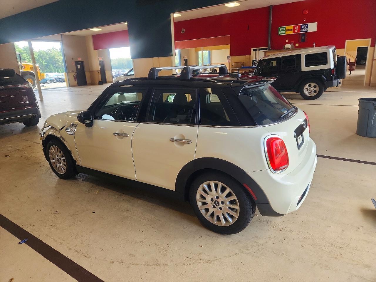 2016 Mini Cooper S - Фото 2