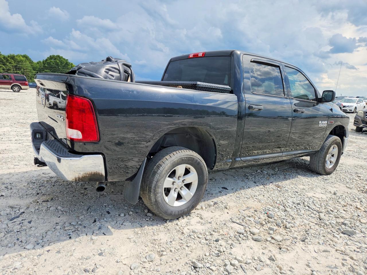 2018 Ram 1500 St - Image 3