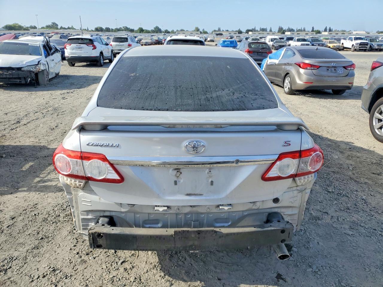 2013 Toyota Corolla S - Фото 6