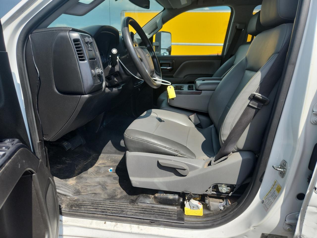 2019 Chevrolet Silverado C2500 Heavy Duty - Image 7