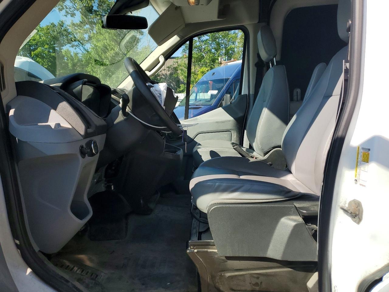 2016 Ford Transit T- - Delivery Van - Фото 7