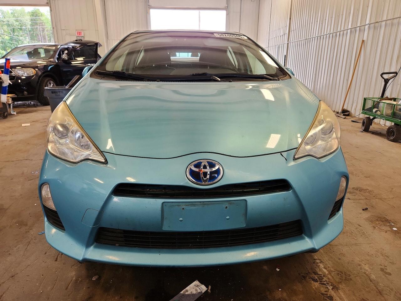 2012 Toyota Prius C Three - Image 5