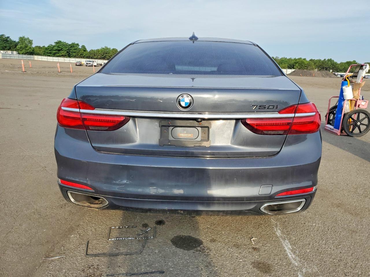2016 BMW 740 I - Image 6