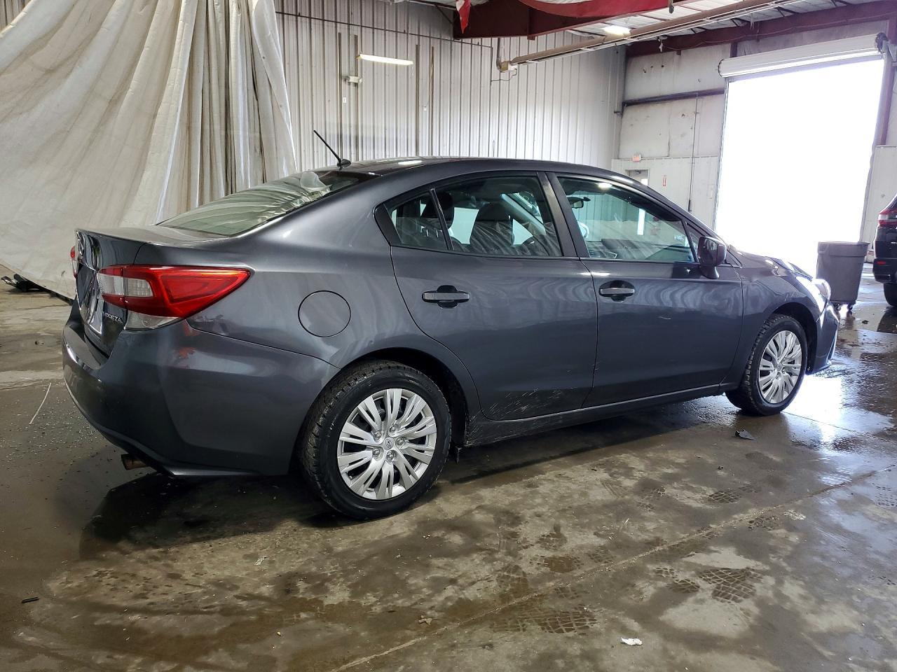 2018 Subaru Impreza Base - Image 3