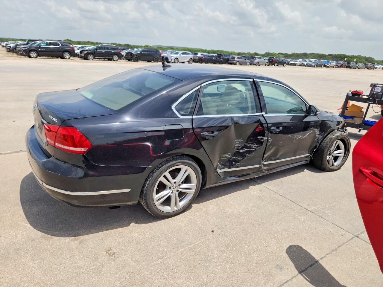 2014 Volkswagen Passat Sel - Фото 3