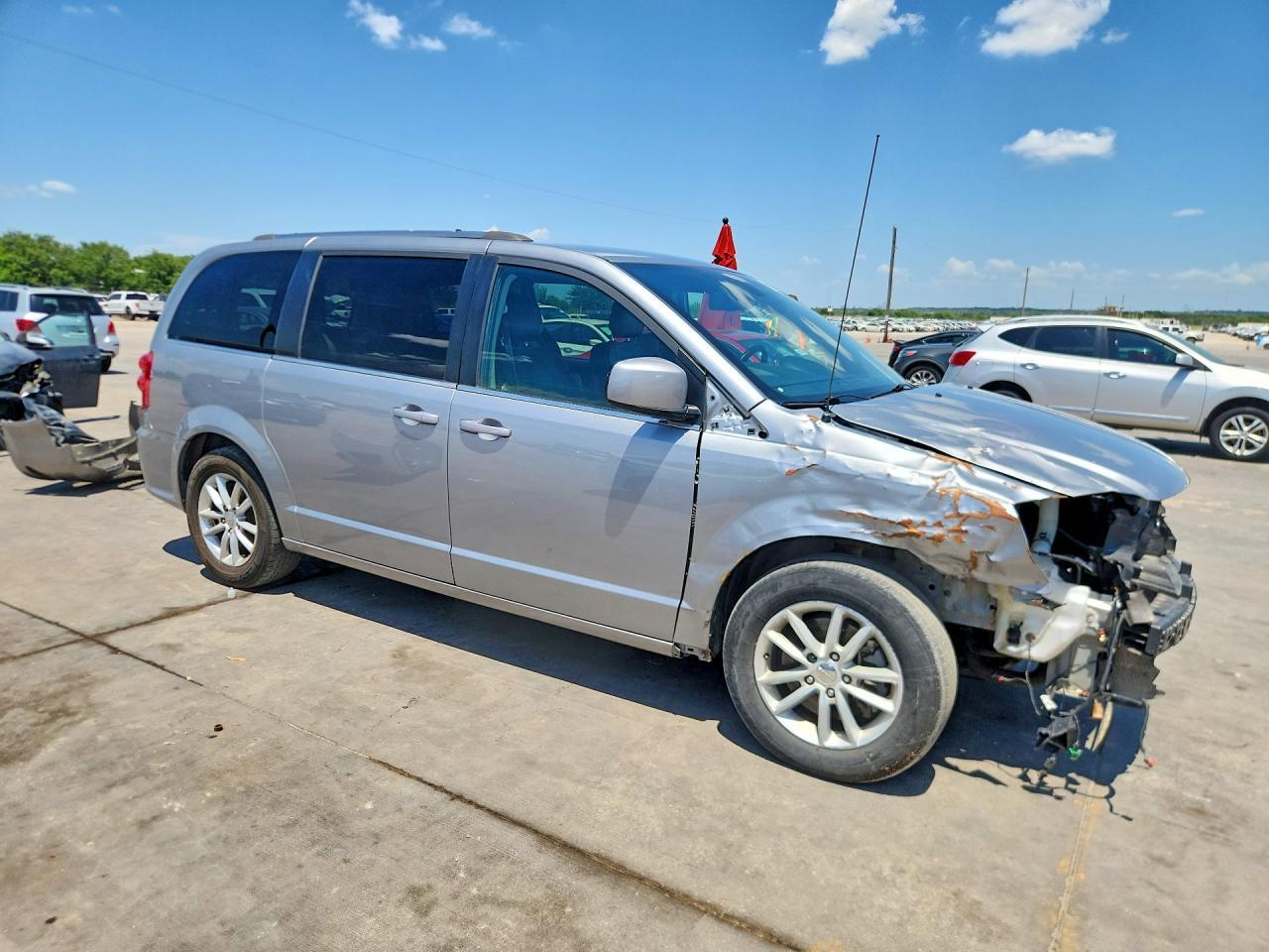 2019 Dodge Grand Caravan Sxt - Фото 4