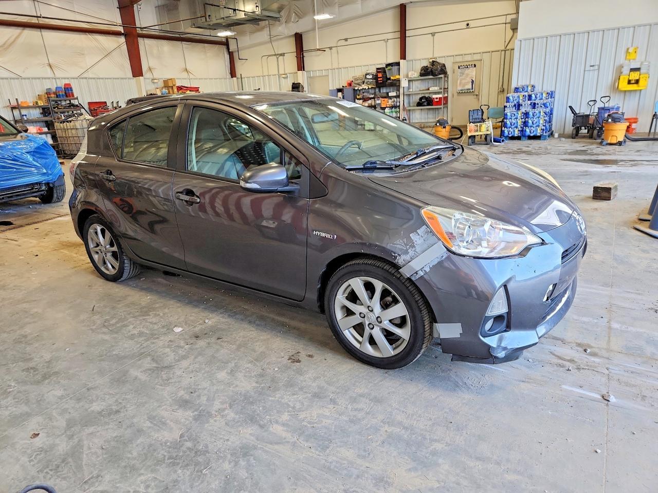 2012 Toyota Prius C Four - Фото 4