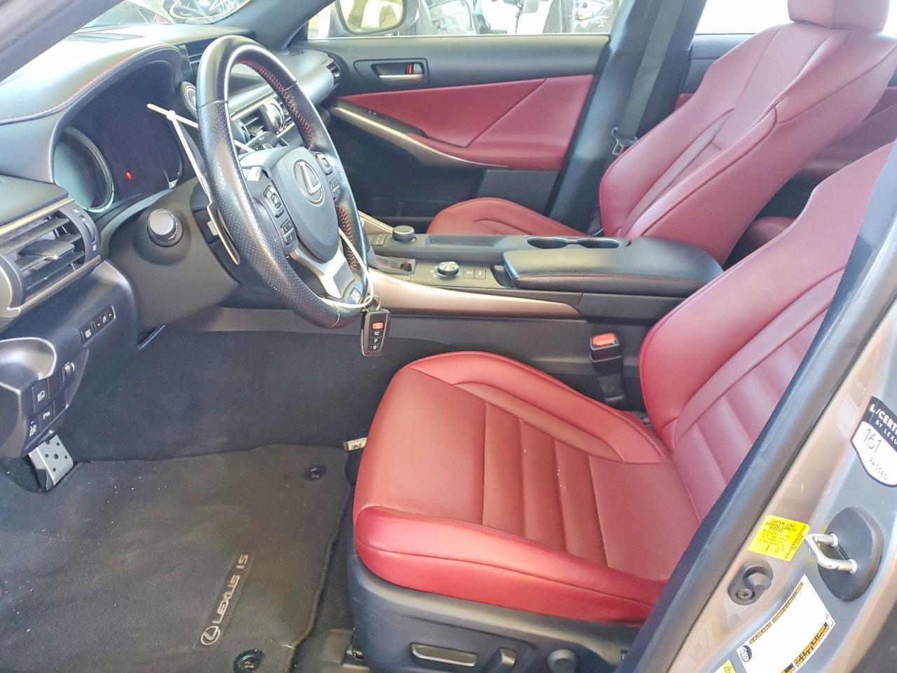 2019 Lexus Is 300 - Фото 7