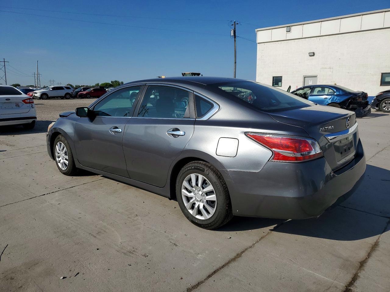 2015 Nissan Altima 2.5 S - Image 2