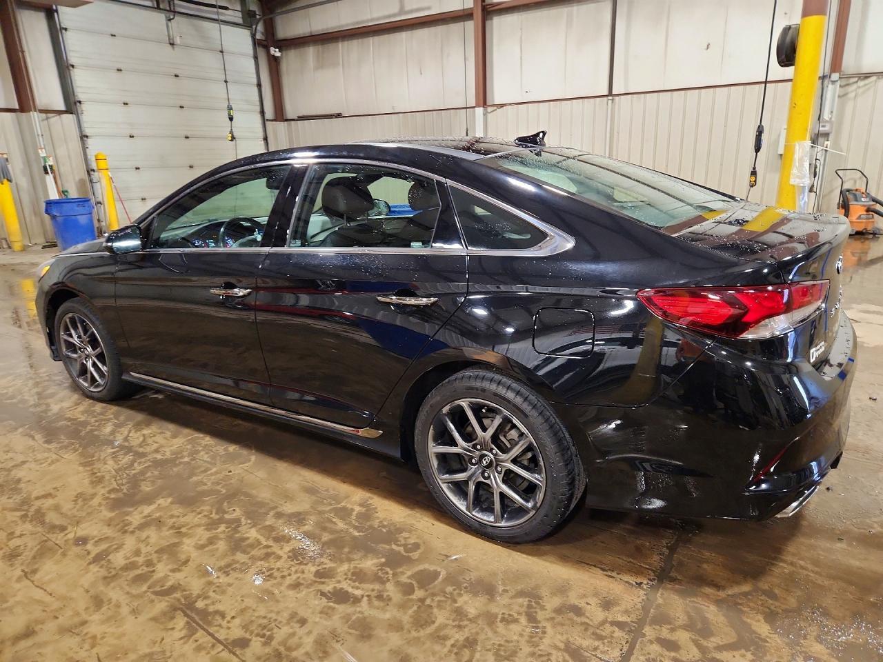 2019 Hyundai Sonata Limited Turbo - Фото 2