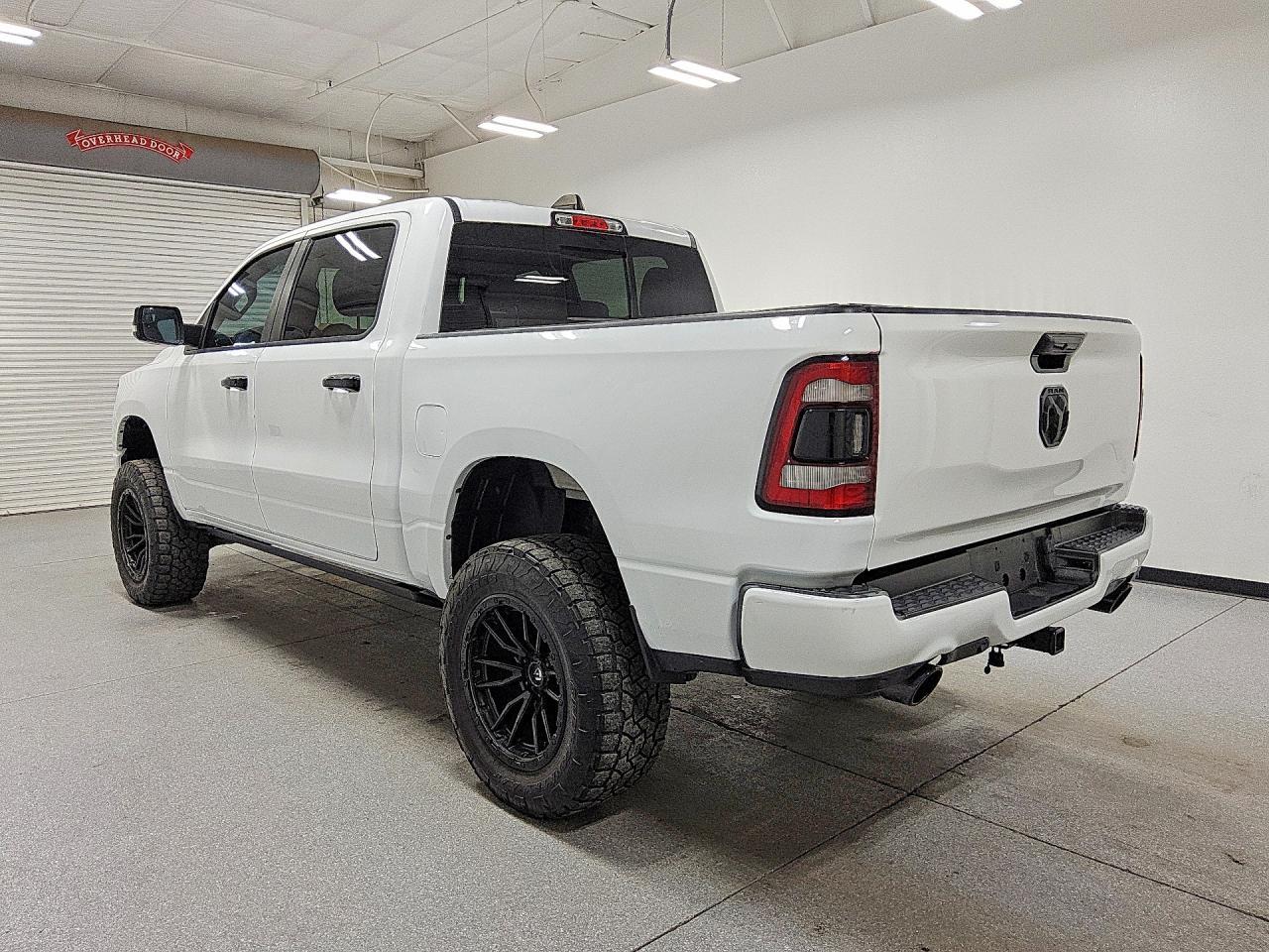 2024 Ram 1500 Laramie - Фото 2