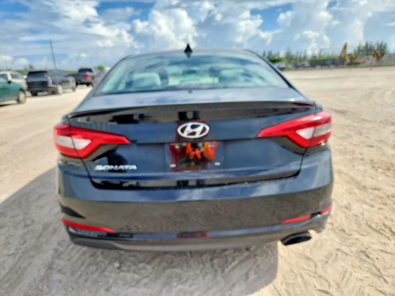 2017 Hyundai Sonata Se - Image 6