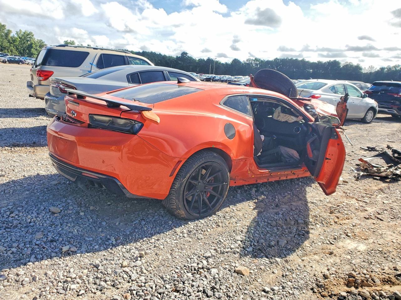 2018 Chevrolet Camaro Ss - Фото 3