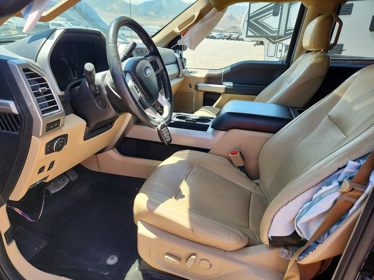 2017 Ford F350 Super Duty - Image 7