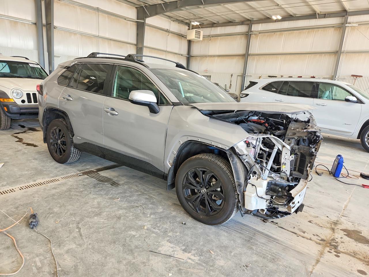 2023 Toyota Rav4 Se - Фото 4