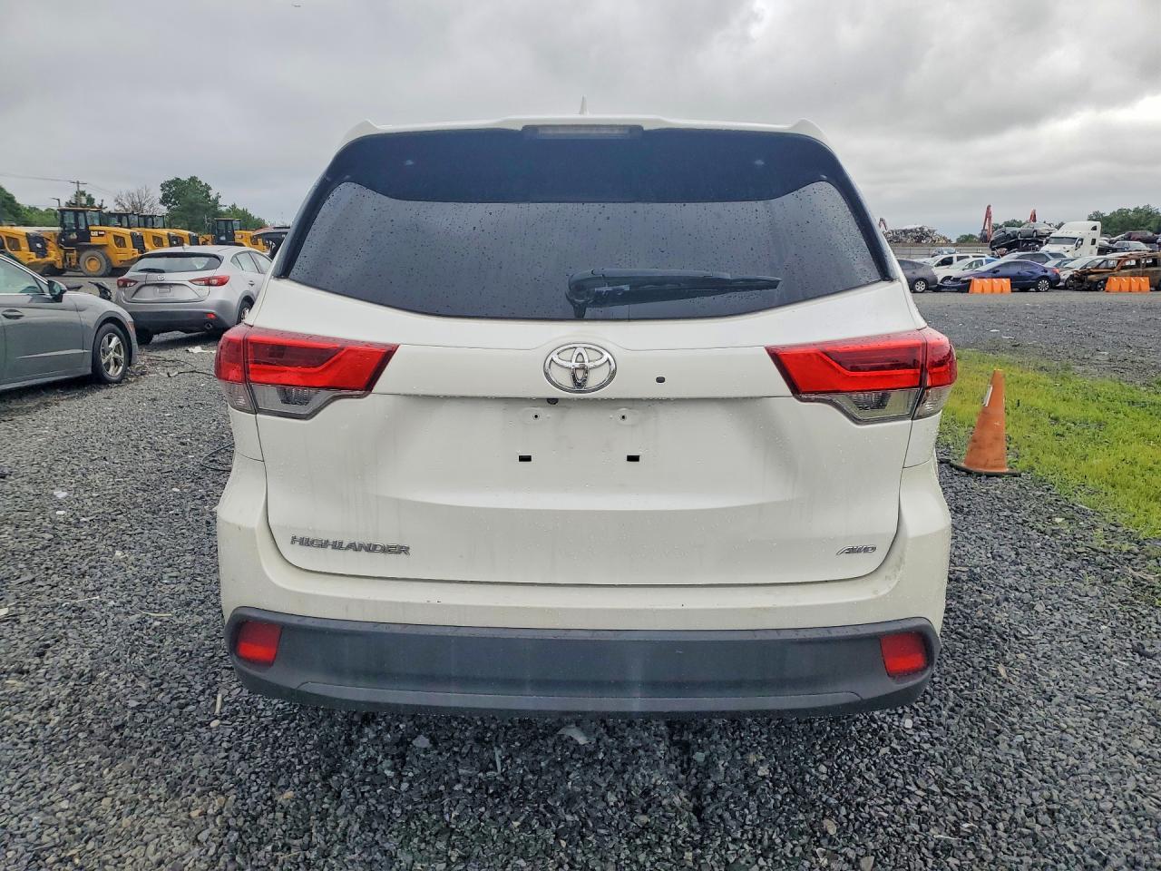 2018 Toyota Highlander Xle - Фото 6