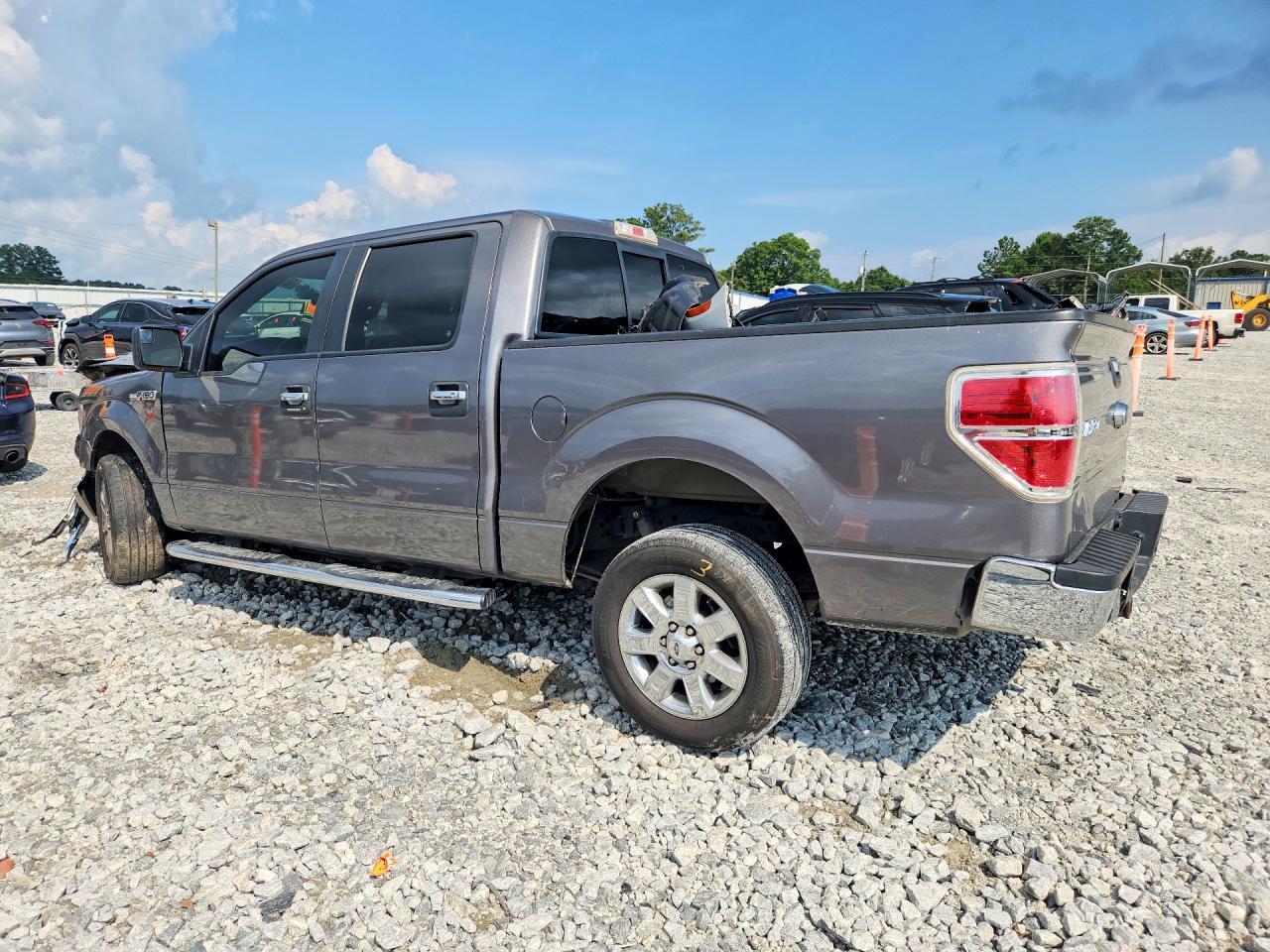 2013 Ford F150 Supercrew - Фото 2