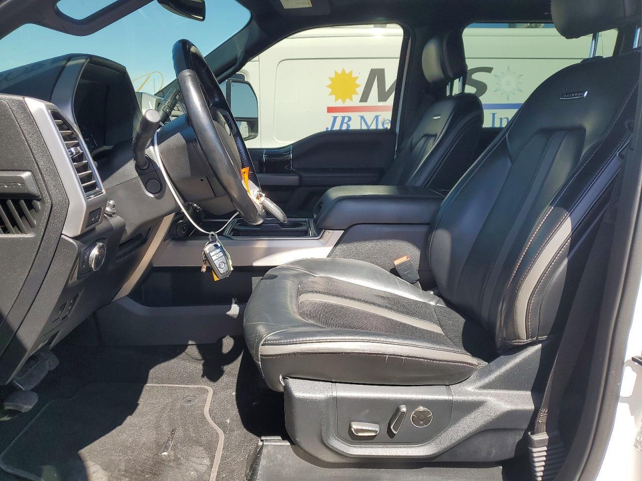 2020 Ford F250 Super Duty - Фото 7