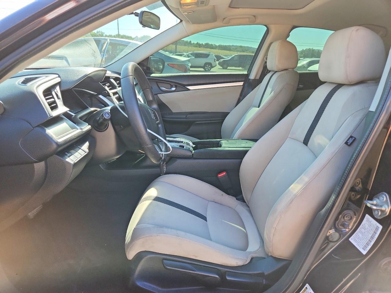 2017 Honda Civic Ex - Image 7
