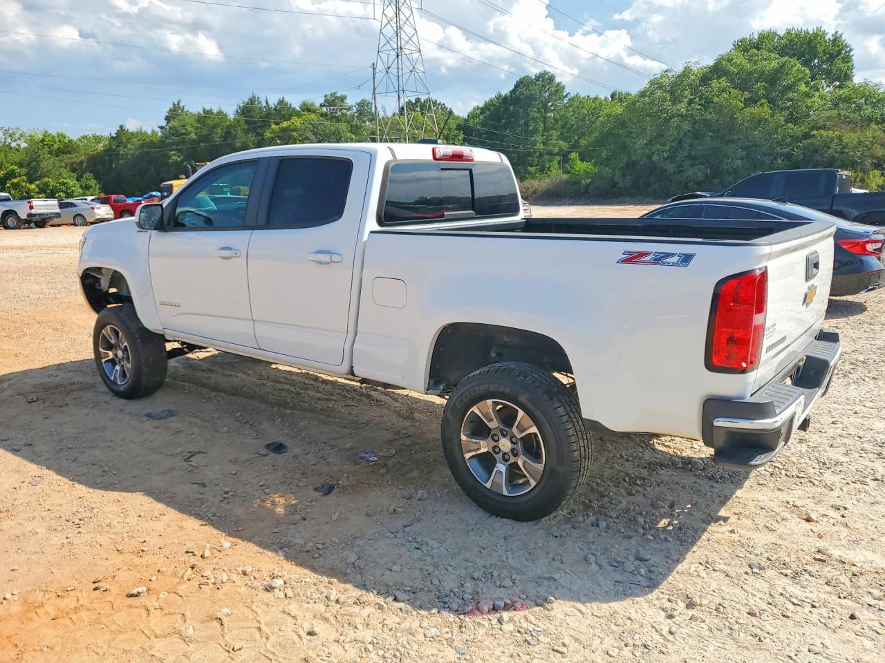 2019 Chevrolet Colorado Z71 - Фото 2