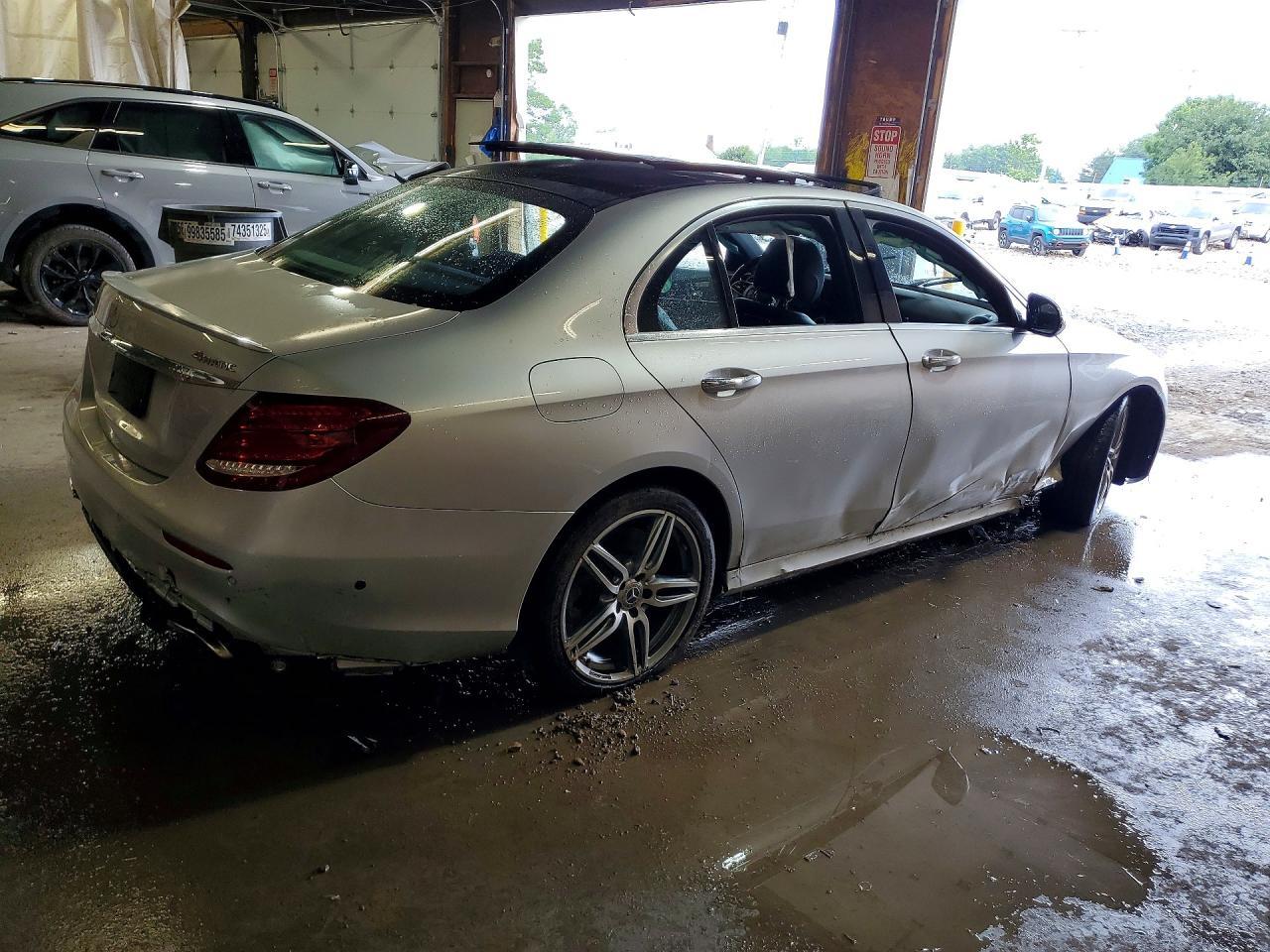 2019 Mercedes-Benz E 450 4Matic - Image 3