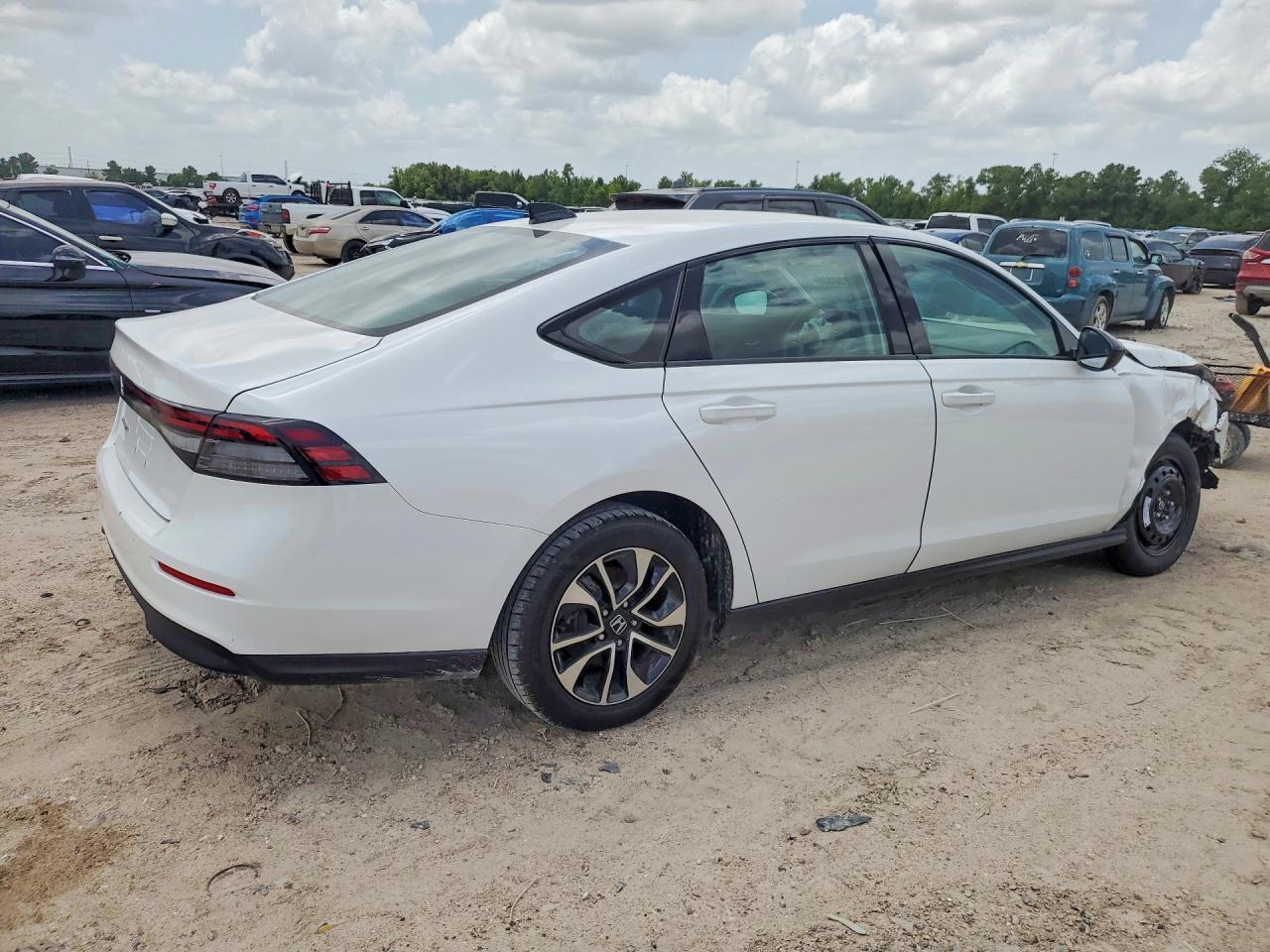 2025 Honda Accord Se - Фото 3