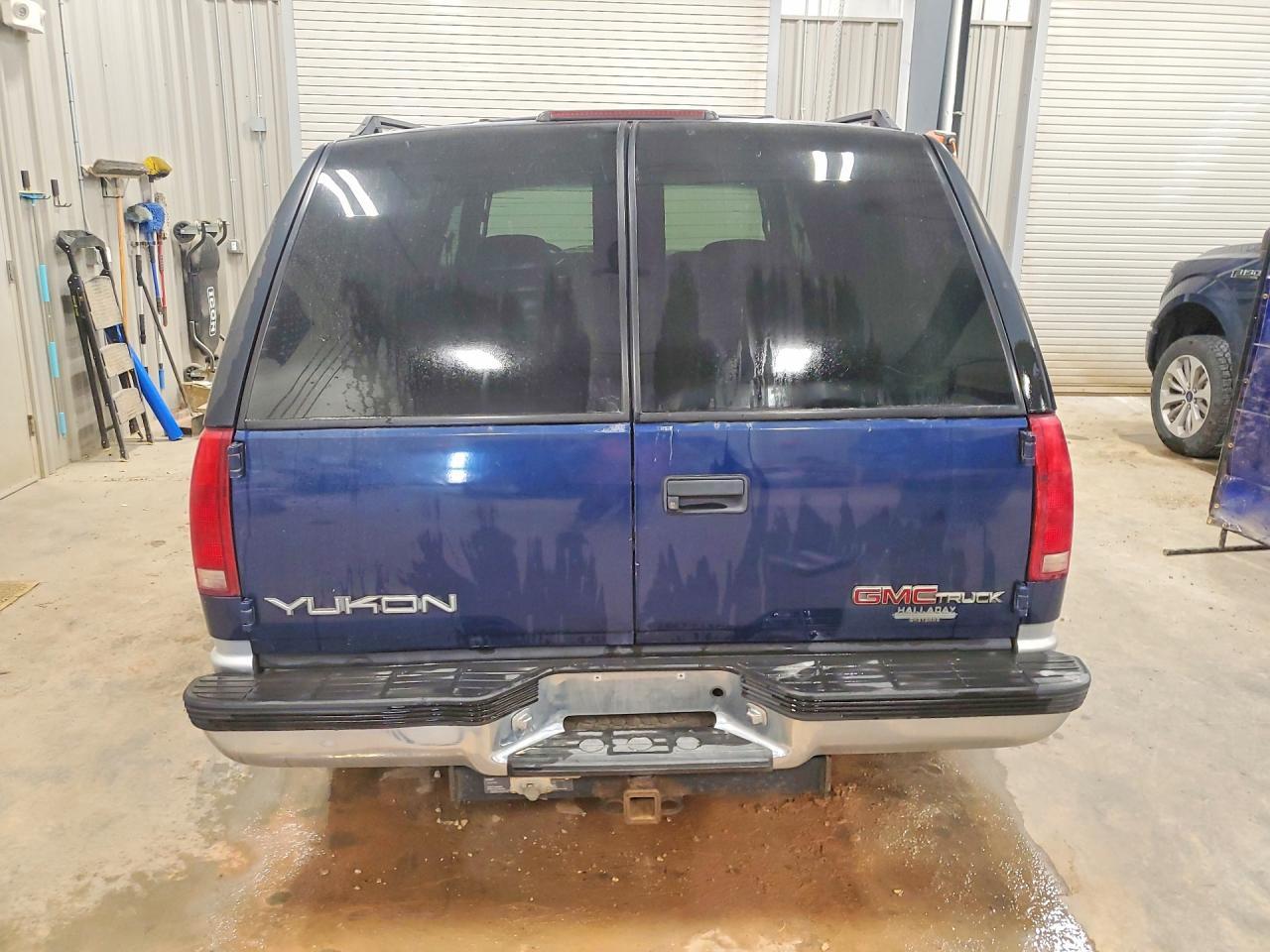 1997 GMC Yukon - Image 6