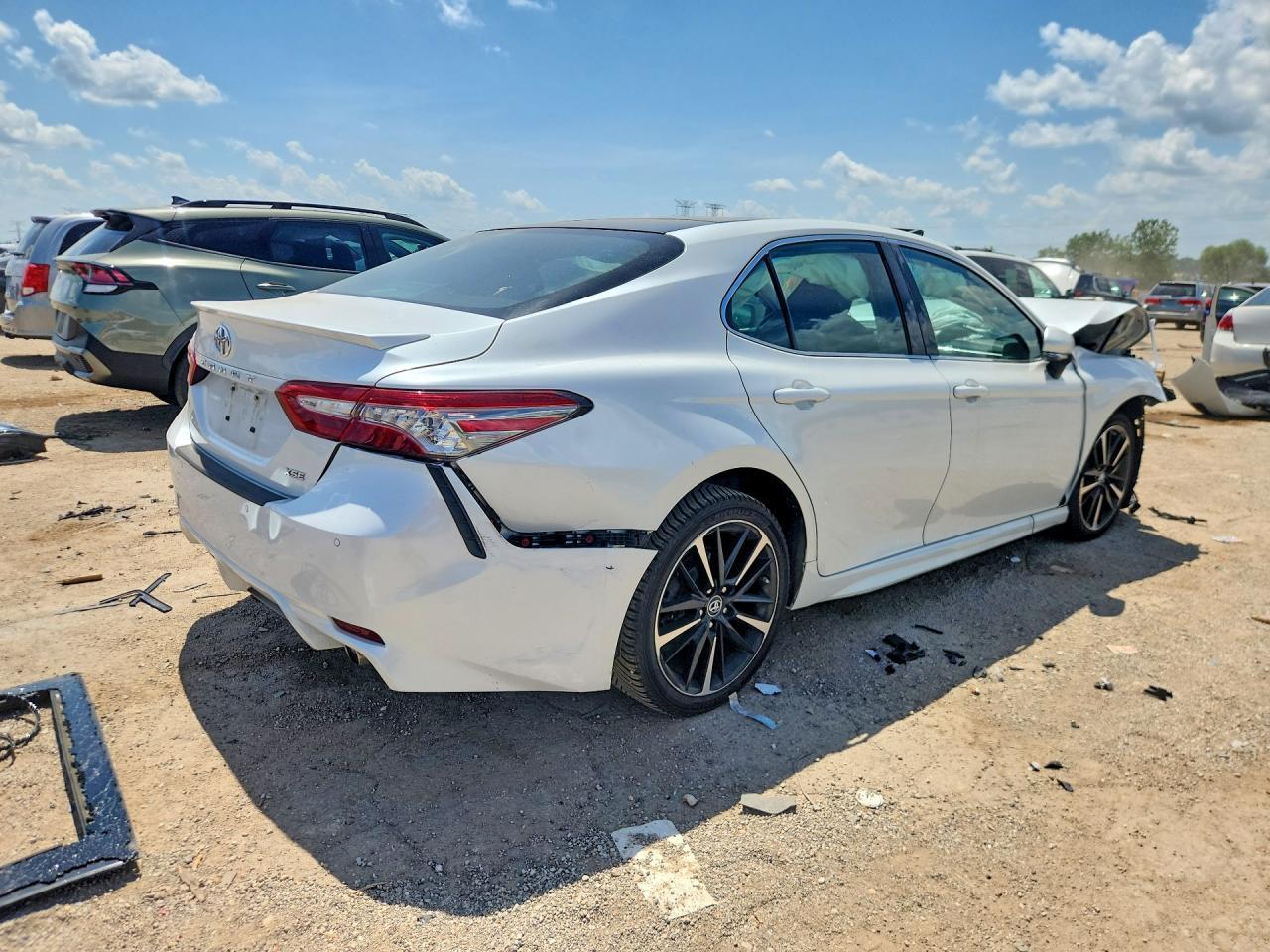 2018 Toyota Camry Xse - Фото 3