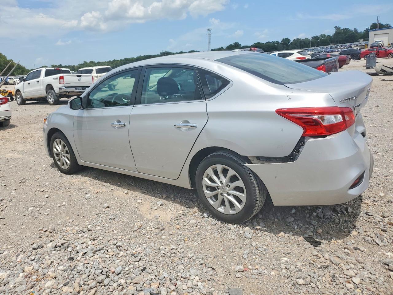 2019 Nissan Sentra Sv - Фото 2