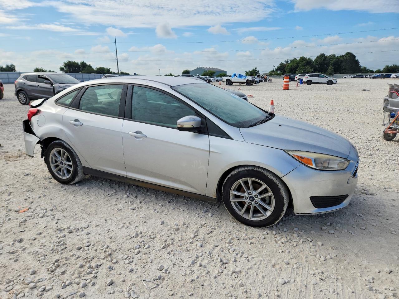 2017 Ford Focus Se - Фото 4