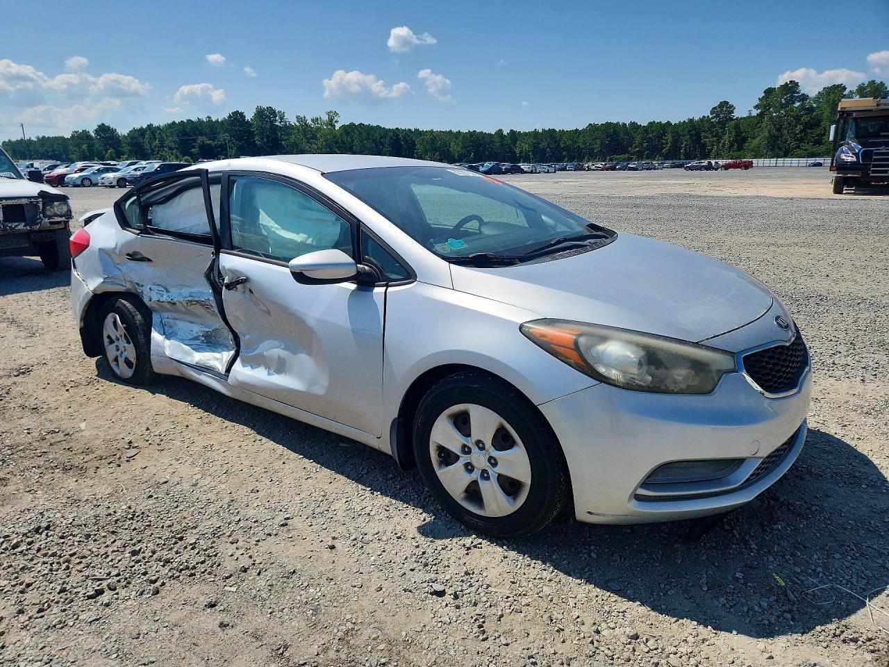 2015 Kia Forte - Фото 4