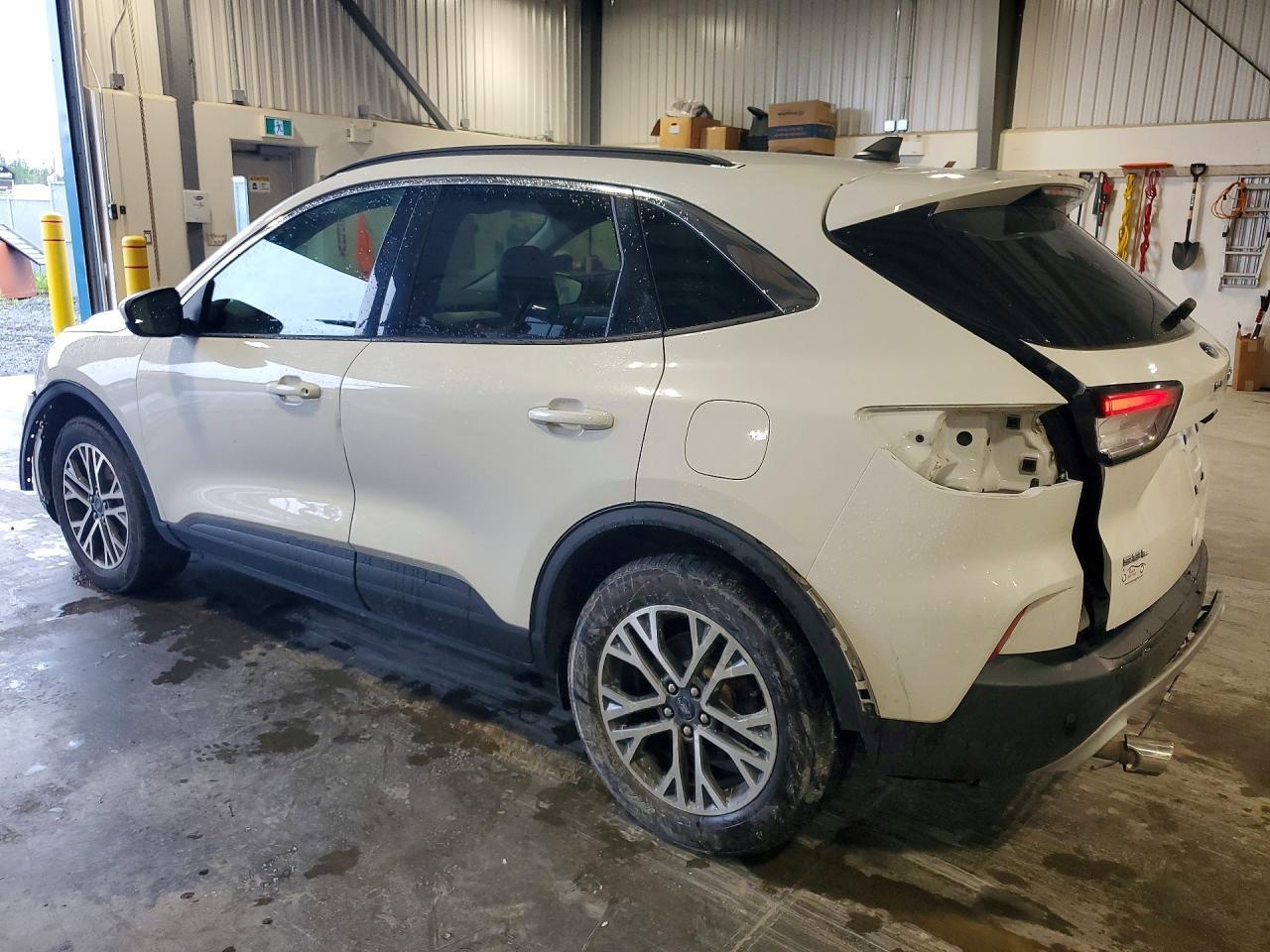 2020 Ford Escape Sel - Image 2