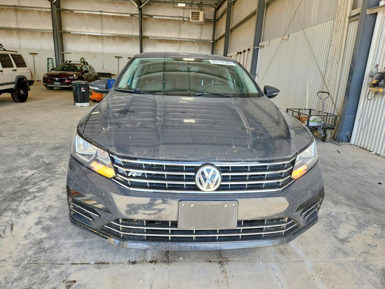 2018 Volkswagen Passat S - Image 5