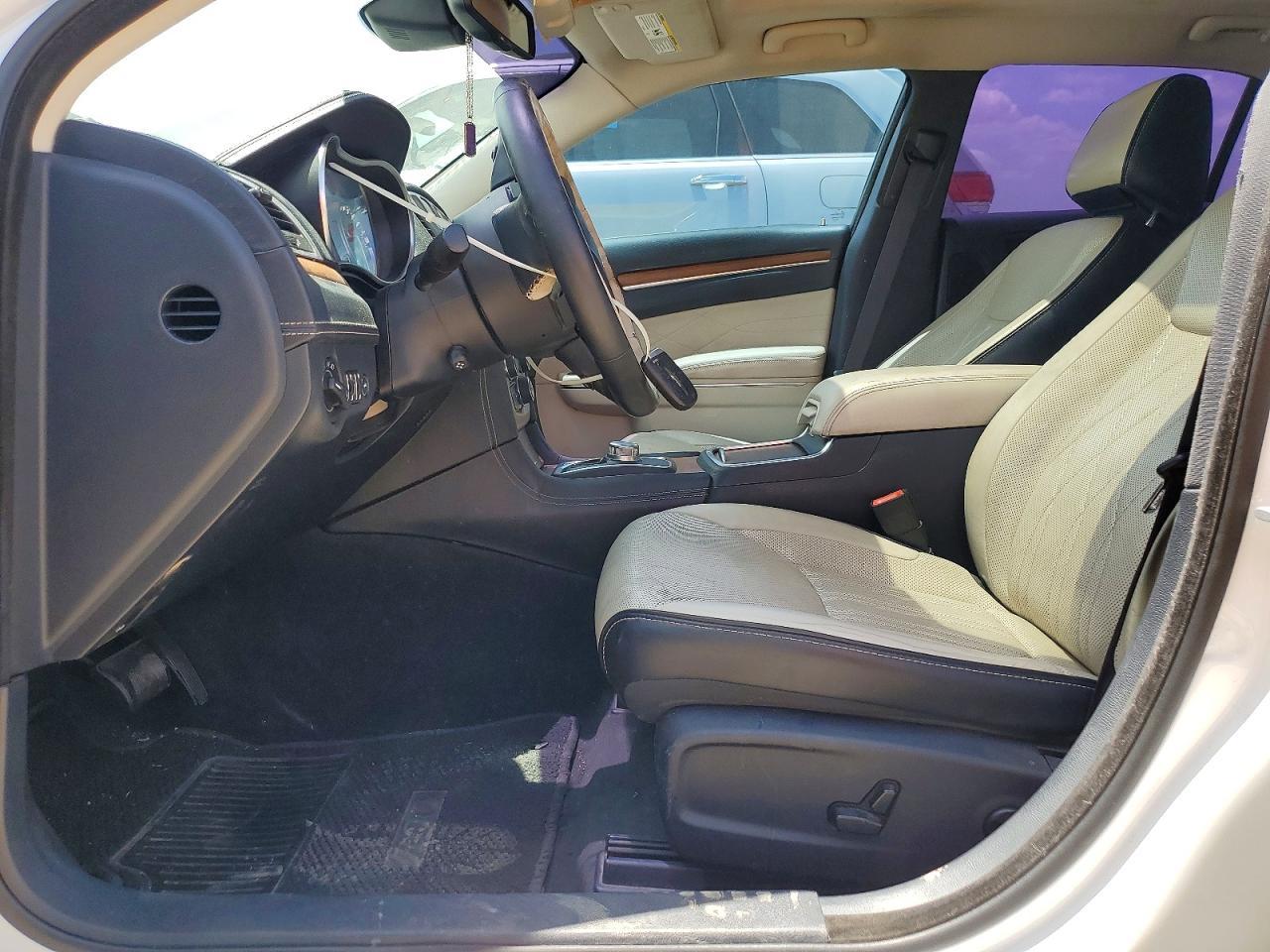 2016 Chrysler 300C Platinum - Фото 7