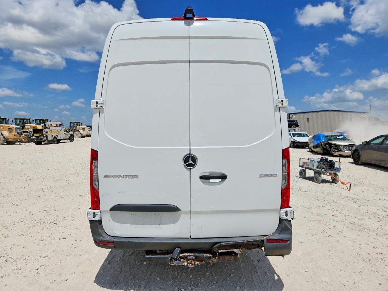 2024 Mercedes-Benz Sprinter 2500 Delivery Van - Image 6