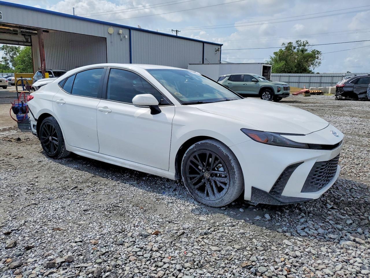 2025 Toyota Camry Se - Фото 4