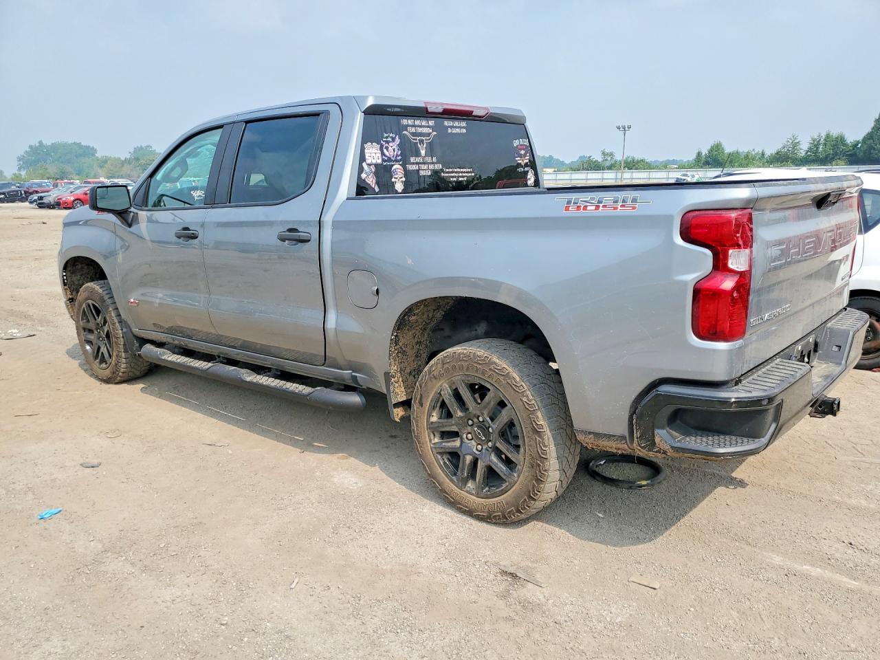2023 Chevrolet Silverado K1500 Trail Boss Custom - Фото 2