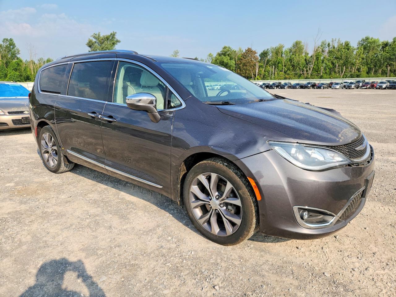 2018 Chrysler Pacifica Limited - Фото 4