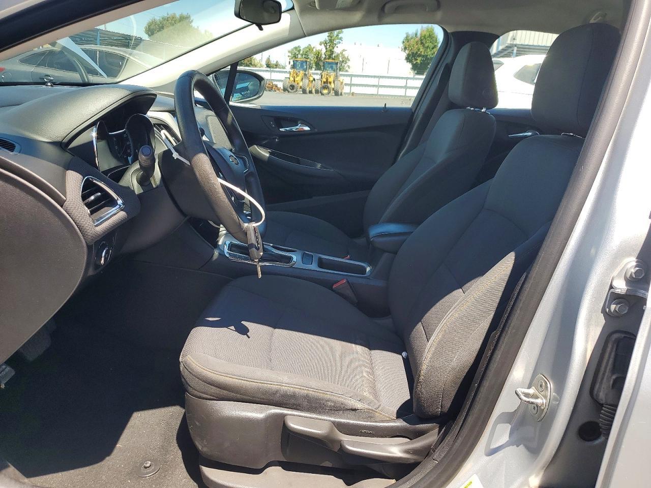 2017 Chevrolet Cruze Ls - Фото 7