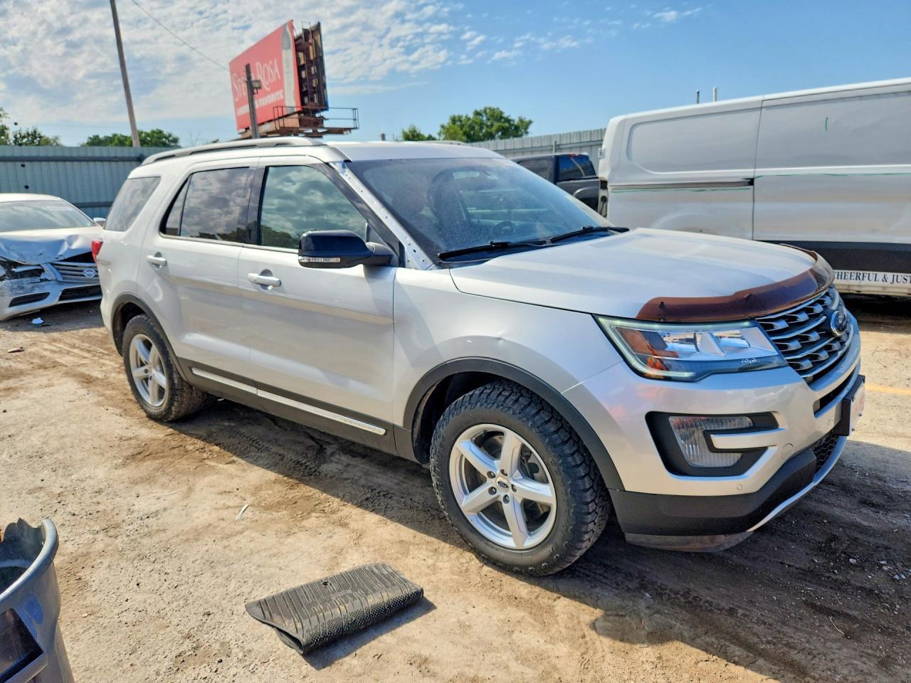 2017 Ford Explorer Xlt - Фото 4