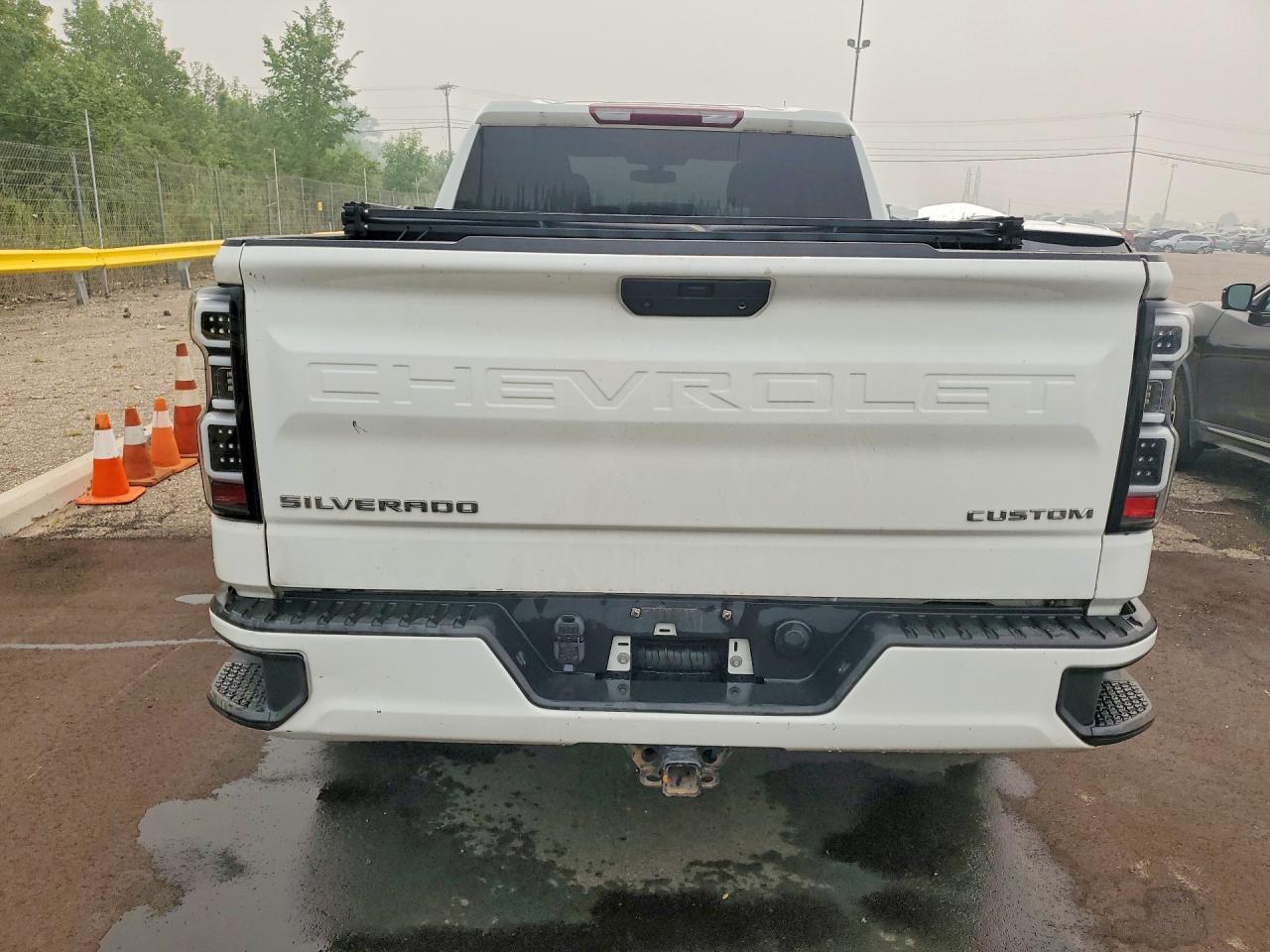 2021 Chevrolet Silverado K1500 Custom - Image 6