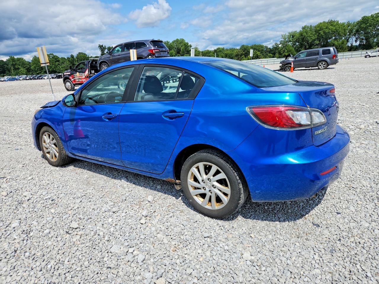 2012 Mazda 3 I - Фото 2
