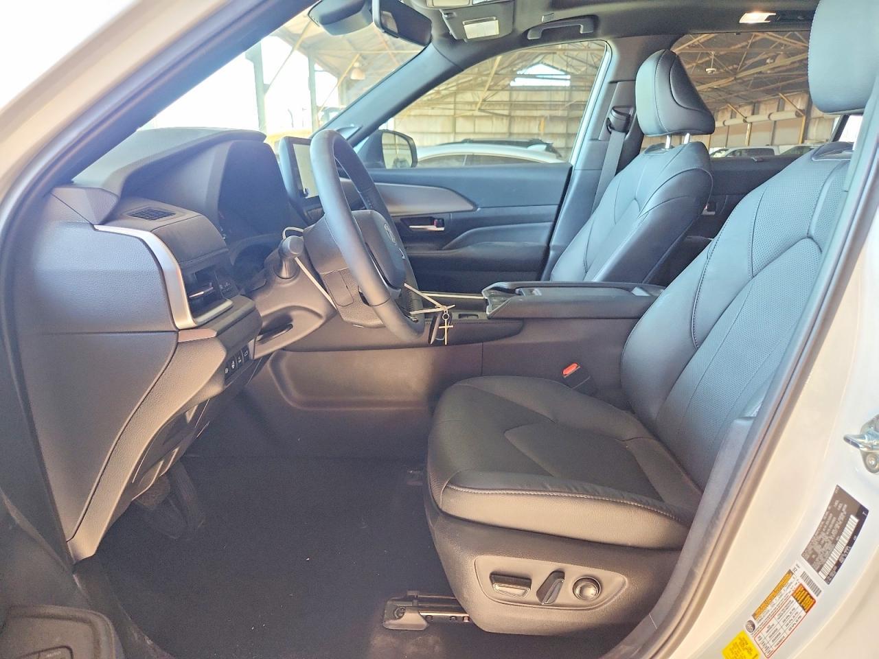 2026 Toyota Grand Highlander Hybrid Nightshade - Фото 7