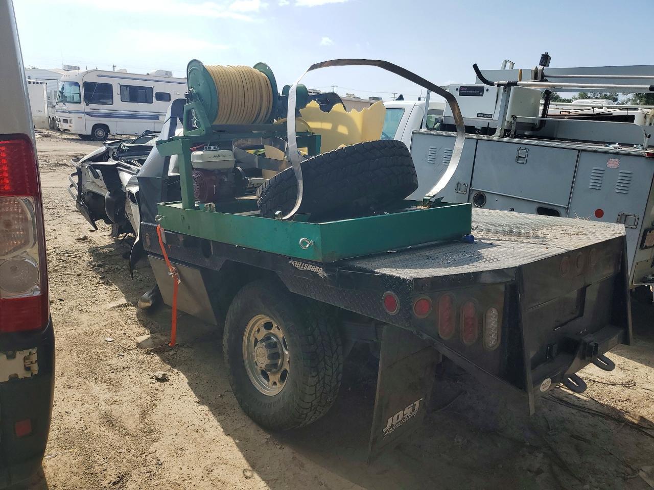 2005 Chevrolet Silverado K2500 Heavy Duty - Фото 2