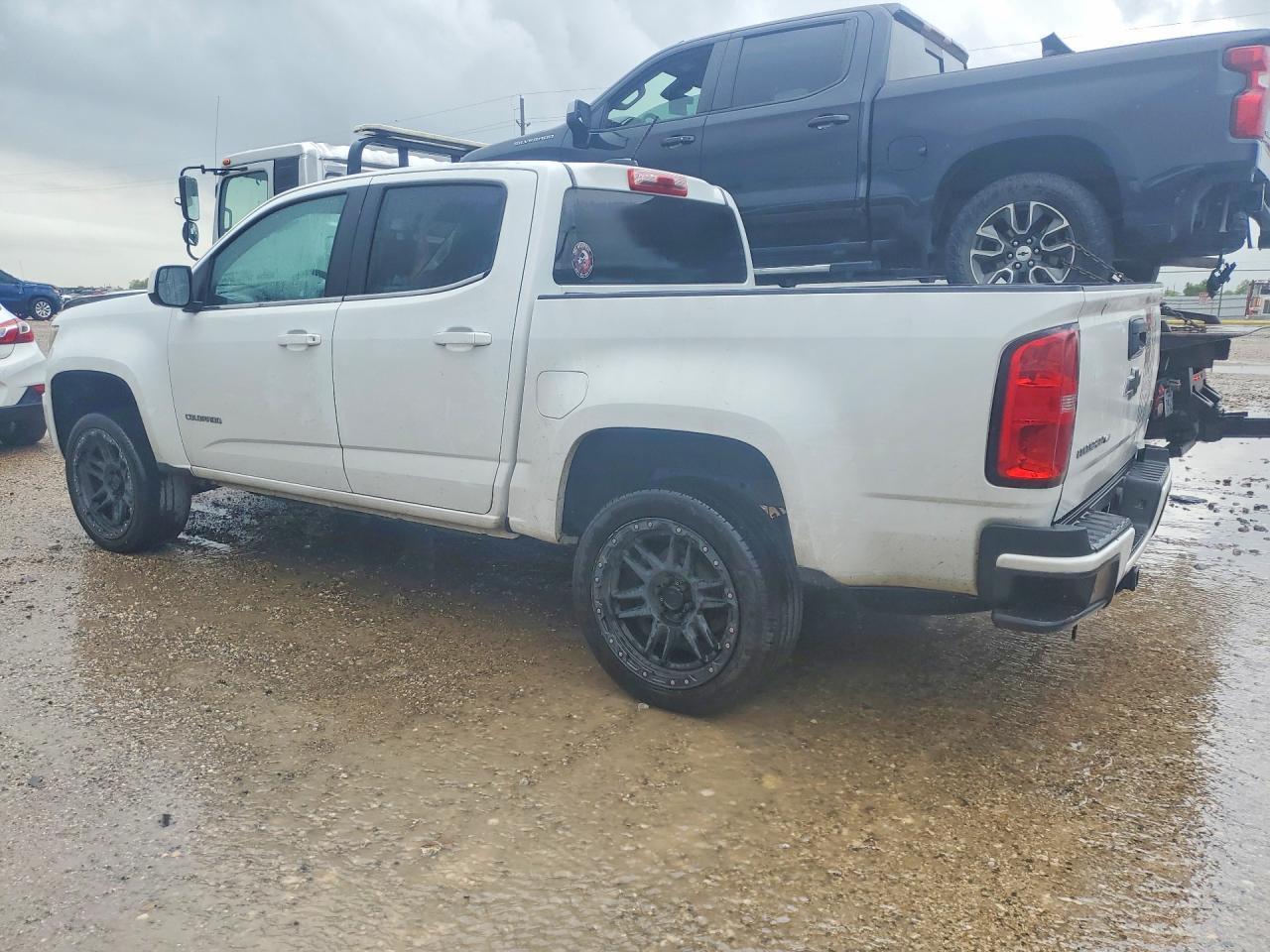 2018 Chevrolet Colorado Lt - Фото 2