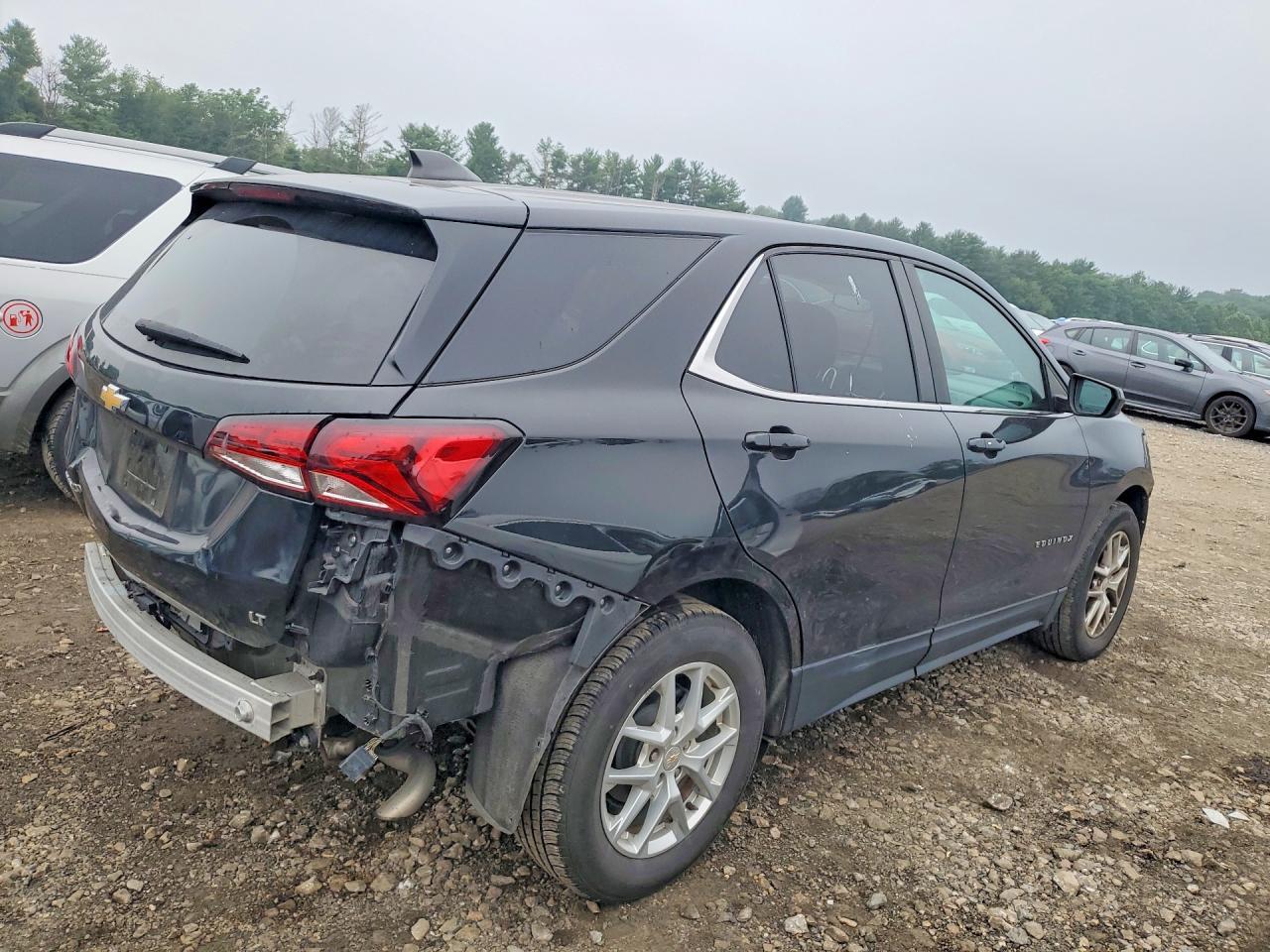 2022 Chevrolet Equinox Lt - Image 3