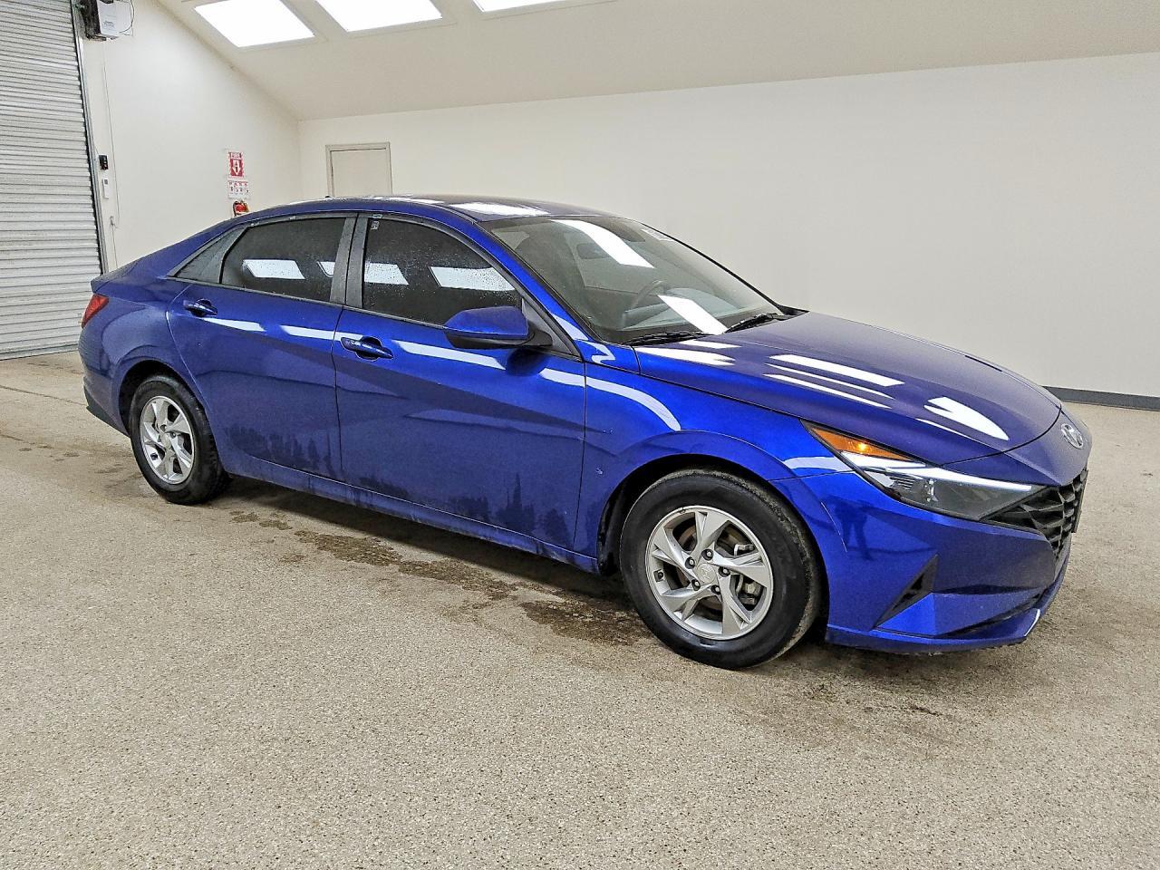 2023 Hyundai Elantra Se - Фото 4
