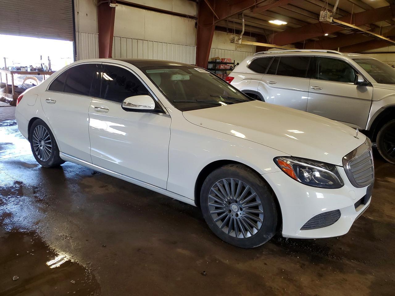 2015 Mercedes-Benz C 300 4Matic - Фото 4